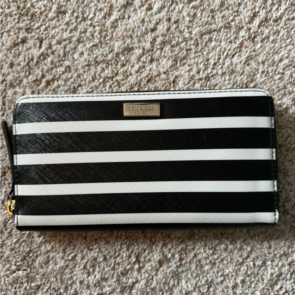 NWOT Kate spade wallet